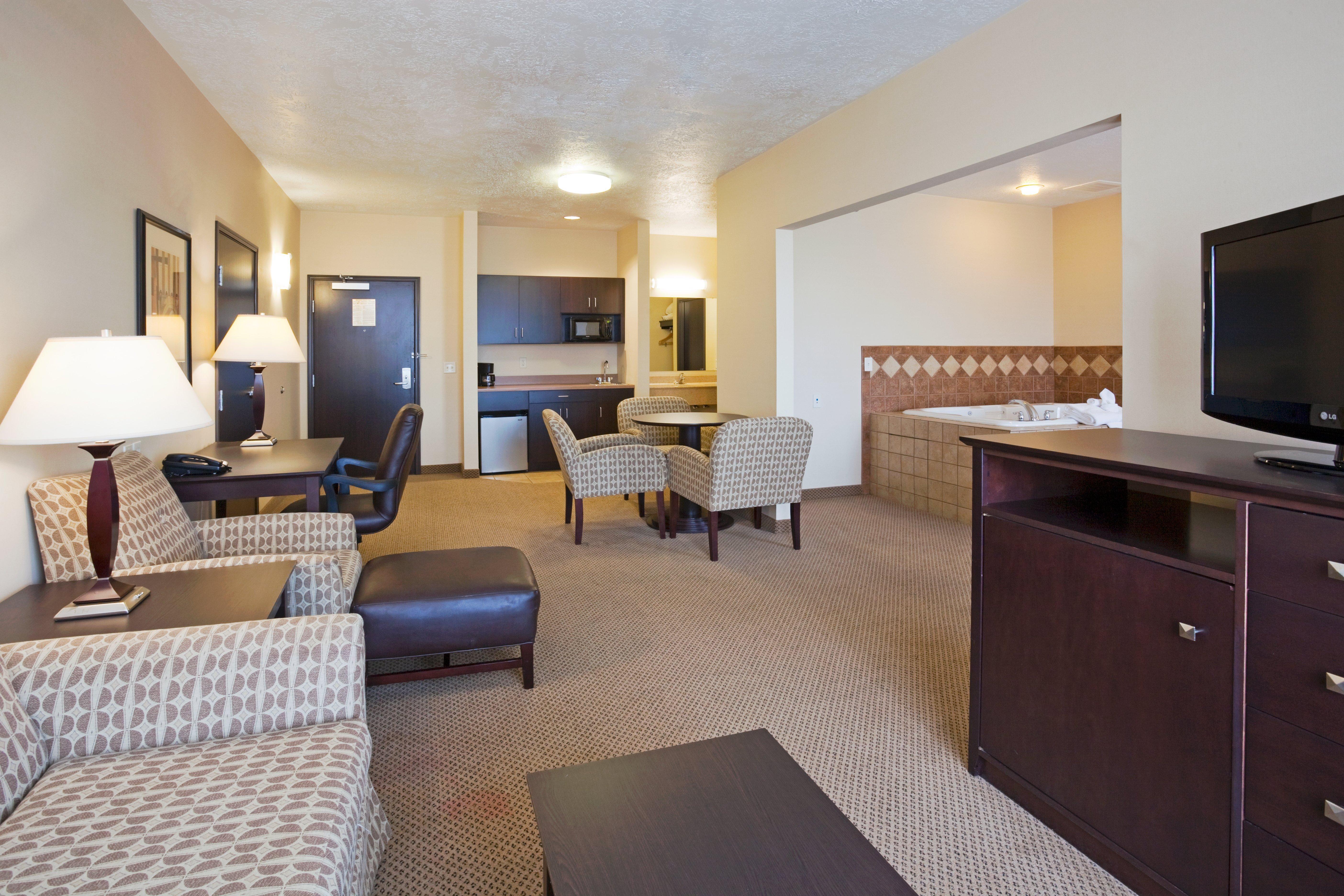 Holiday Inn Express Hotel & Suites Sioux Falls-Brandon By Ihg Exterior foto