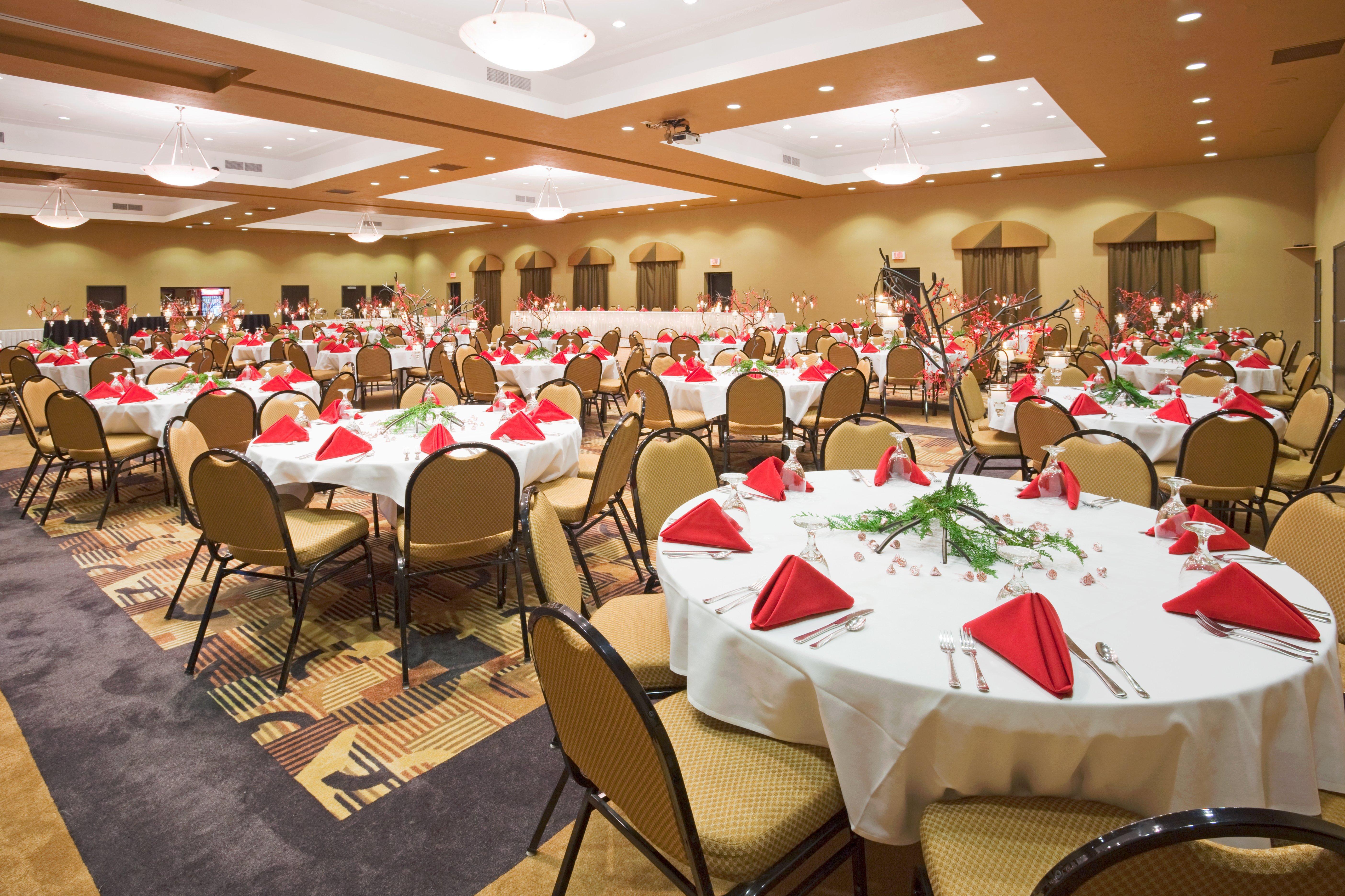 Holiday Inn Express Hotel & Suites Sioux Falls-Brandon By Ihg Exterior foto